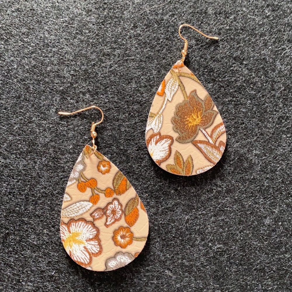 Double sided soft earrings